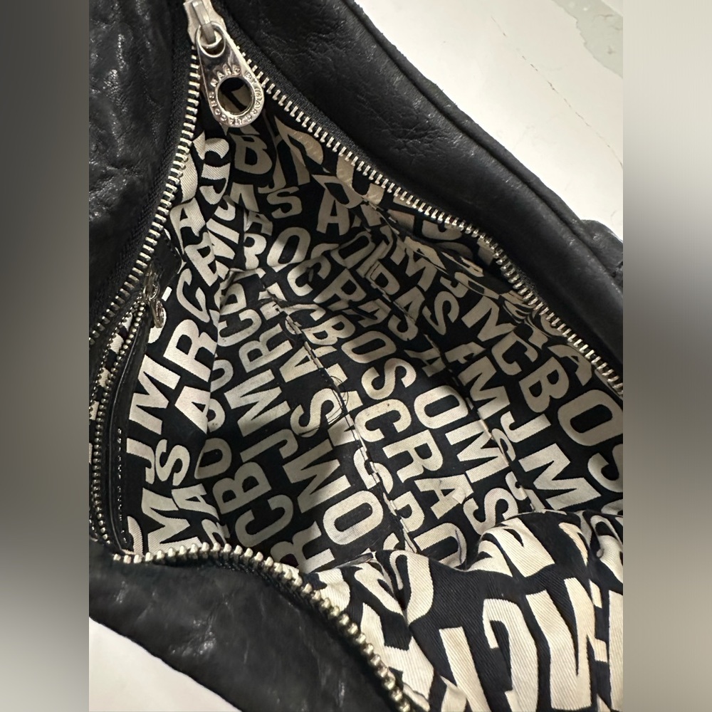 Marc by Marc Jacobs black leather shoulder bag - Picture 3 of 4